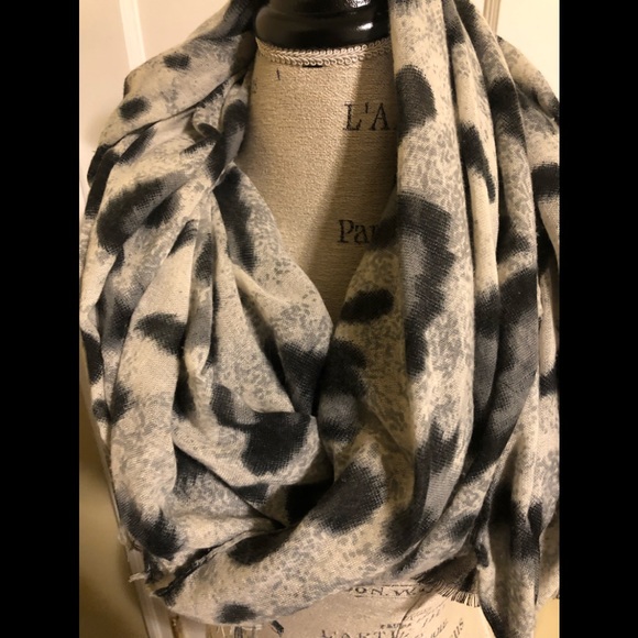 Leopard And Black and White Floral Scarf - Picture 3 of 5